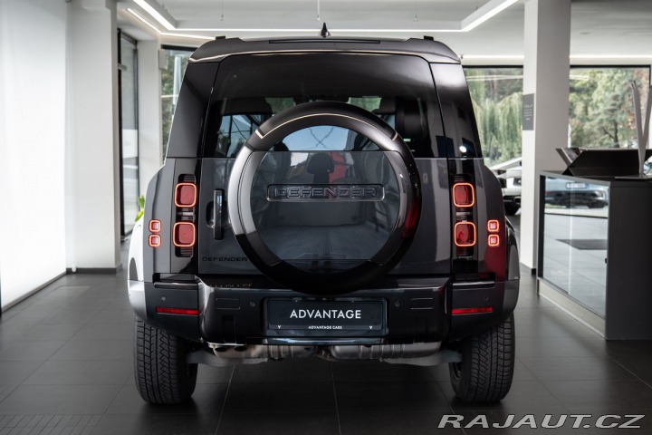 Land Rover Defender 110 D200 2024