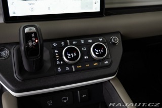 Land Rover Defender 110 D200 2024
