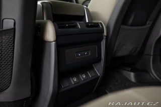 Land Rover Defender 110 D200 2024