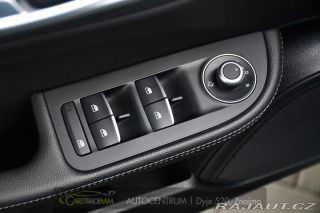 Alfa Romeo Giulia 2.0T 16V 206kW VELOCE AT8 2024