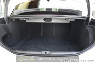 Alfa Romeo Giulia 2.0T 16V 206kW VELOCE AT8 2024