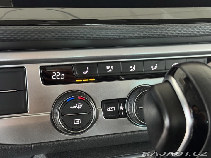 Volkswagen Multivan T6.1 2,0TDI DSG*Full LED* 2020