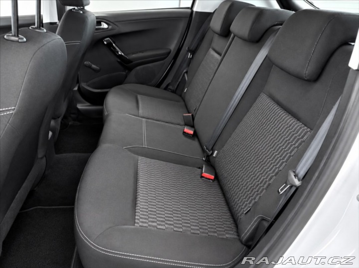 Peugeot 208 1,2 PURETECH 60 KW 2018