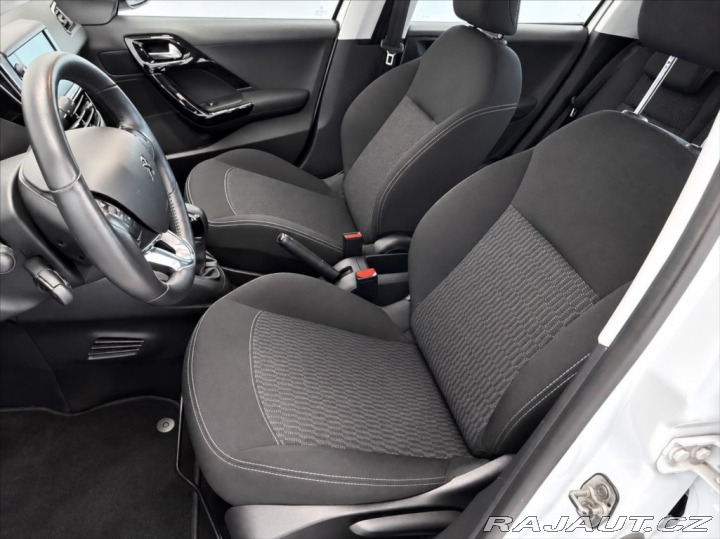 Peugeot 208 1,2 PURETECH 60 KW 2018