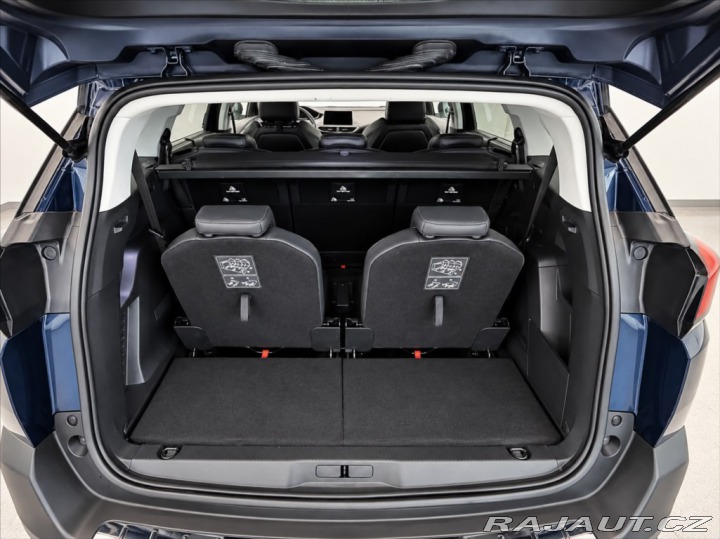 Peugeot 5008 1,6 7 míst/Tažné/Aut/Navi 2017