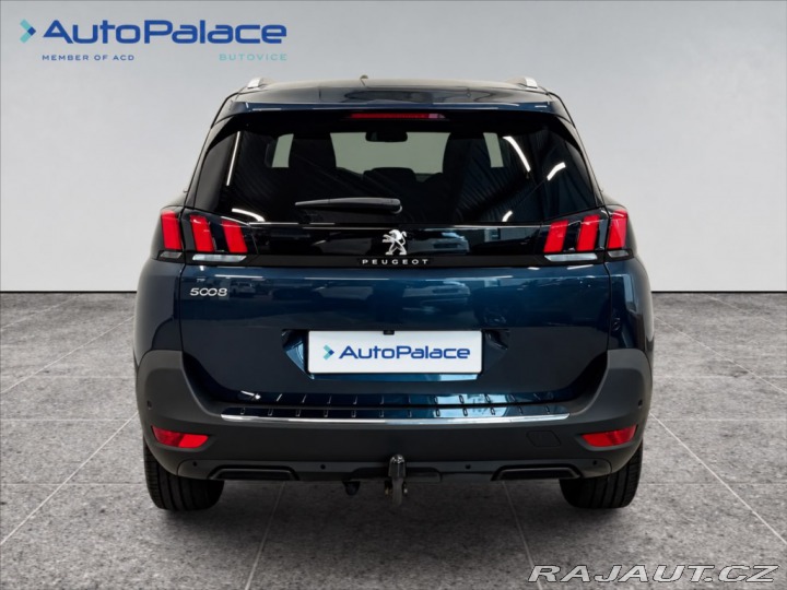 Peugeot 5008 1,6 7 míst/Tažné/Aut/Navi 2017