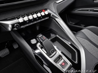Peugeot 5008 1,6 7 míst/Tažné/Aut/Navi 2017