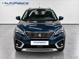 Peugeot 5008 1,6 7 míst/Tažné/Aut/Navi 2017