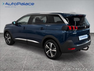 Peugeot 5008 1,6 7 míst/Tažné/Aut/Navi 2017