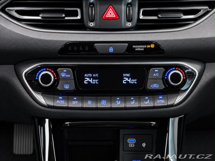 Hyundai i30 1,5 STYLE- NOVÝ VŮZ 2025