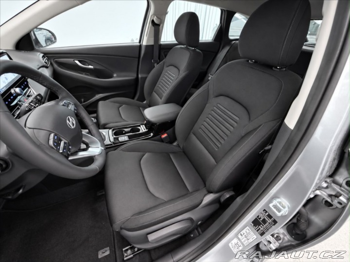 Hyundai i30 1,5 STYLE- NOVÝ VŮZ 2025