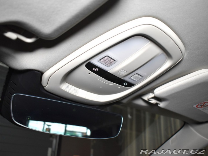 Volvo XC90 2,0 T8 Plus Dark 2026