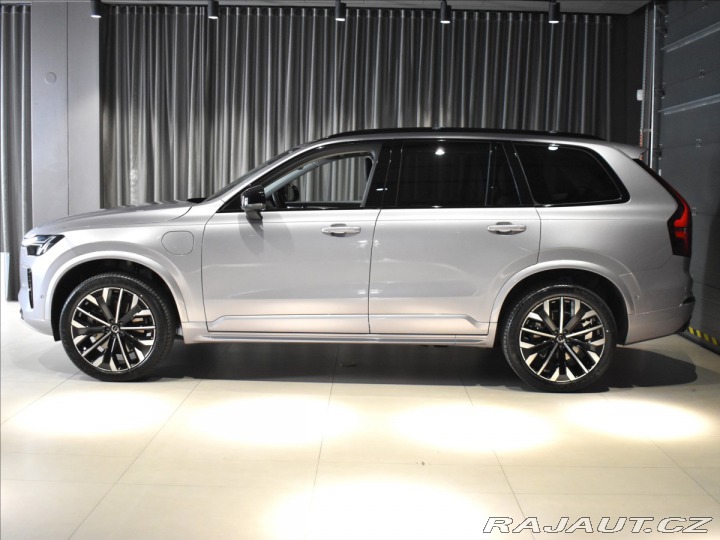 Volvo XC90 2,0 T8 Plus Dark 2026