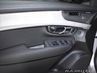 Volvo XC90 2,0 T8 Plus Dark 2026