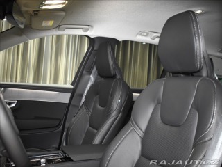 Volvo XC90 2,0 T8 Plus Dark 2026