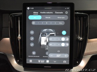 Volvo XC90 2,0 T8 Plus Dark 2026