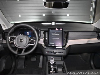 Volvo XC90 2,0 T8 Plus Dark 2026