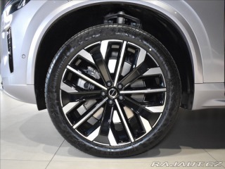 Volvo XC90 2,0 T8 Plus Dark 2026