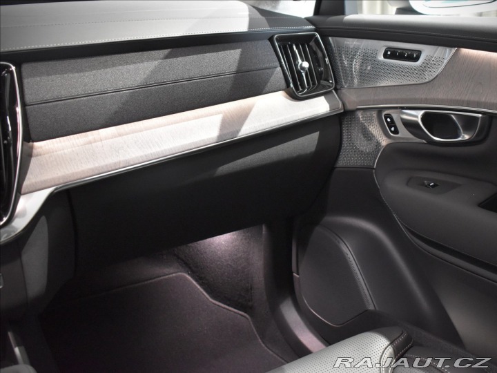 Volvo XC90 2,0 B5 Ultra Bright 2026
