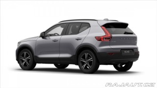 Volvo XC40 2,0 B3 Plus 2026