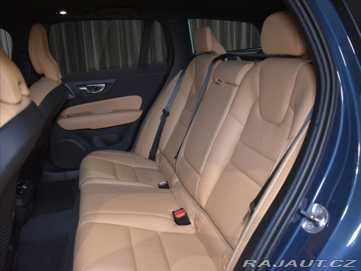 Volvo V60 2,0 B4 Ultra Panorama,B&a 2026