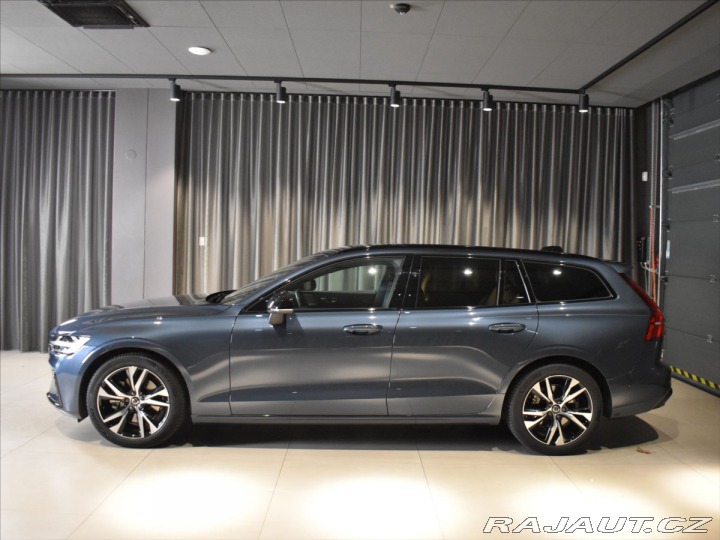 Volvo V60 2,0 B4 Ultra Panorama,B&a 2026
