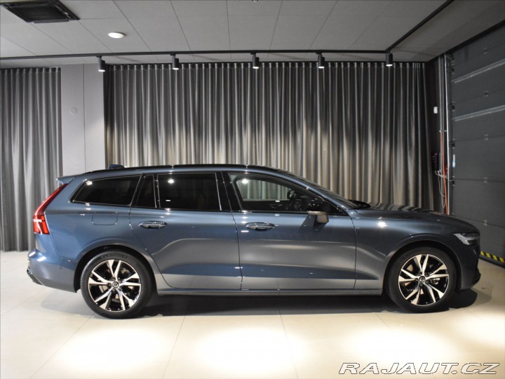 Volvo V60 2,0 B4 Ultra Panorama,B&a 2026