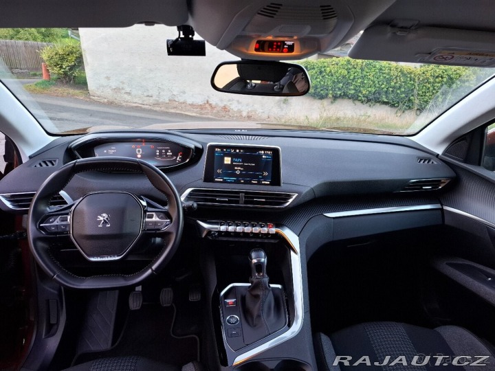 Peugeot 5008 1,2 PureTech 130k , 7 m 2021