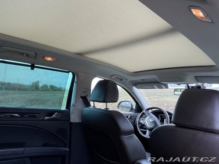 Škoda Superb 1,9 2012