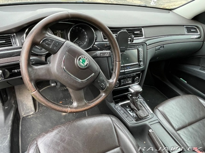 Škoda Superb 1,9 2012