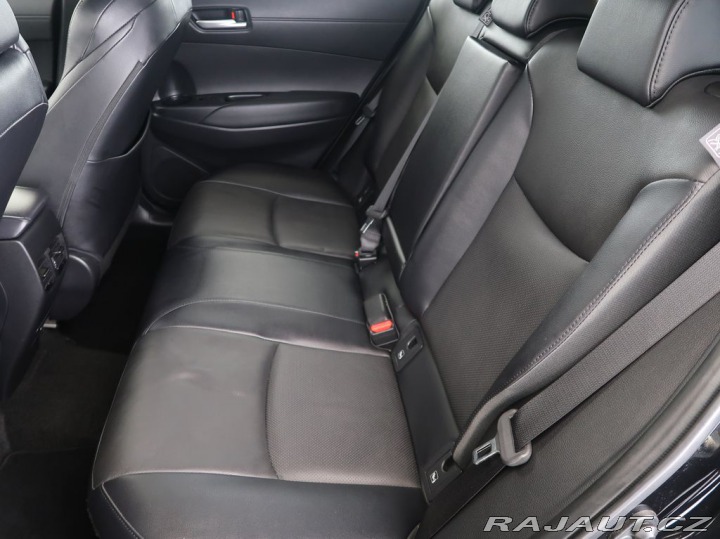 Toyota Corolla Cross 2.0Hybrid,Executive,CZ,1M 2024