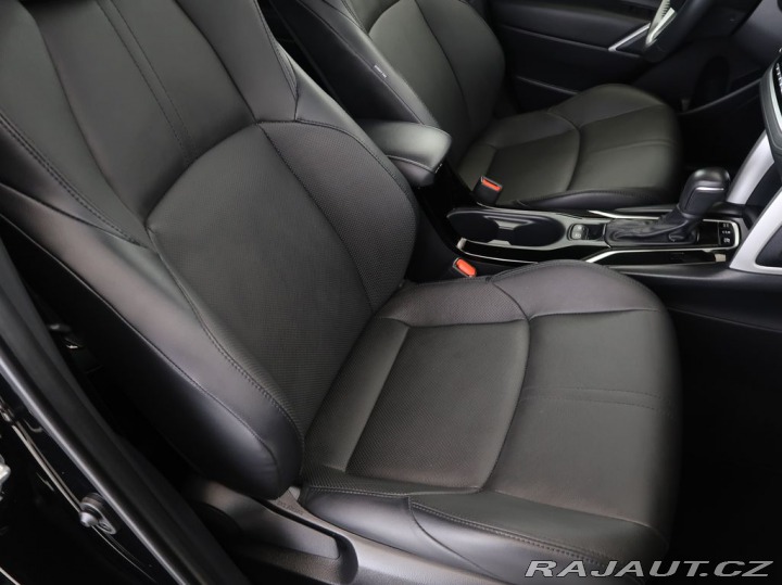 Toyota Corolla Cross 2.0Hybrid,Executive,CZ,1M 2024