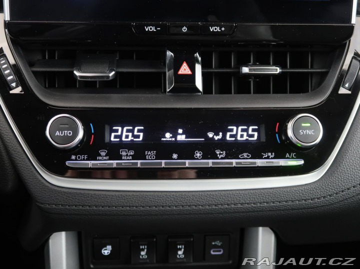 Toyota Corolla Cross 2.0Hybrid,Executive,CZ,1M 2024