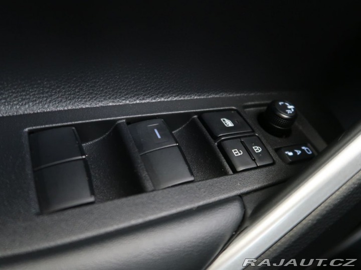 Toyota Corolla Cross 2.0Hybrid,Executive,CZ,1M 2024