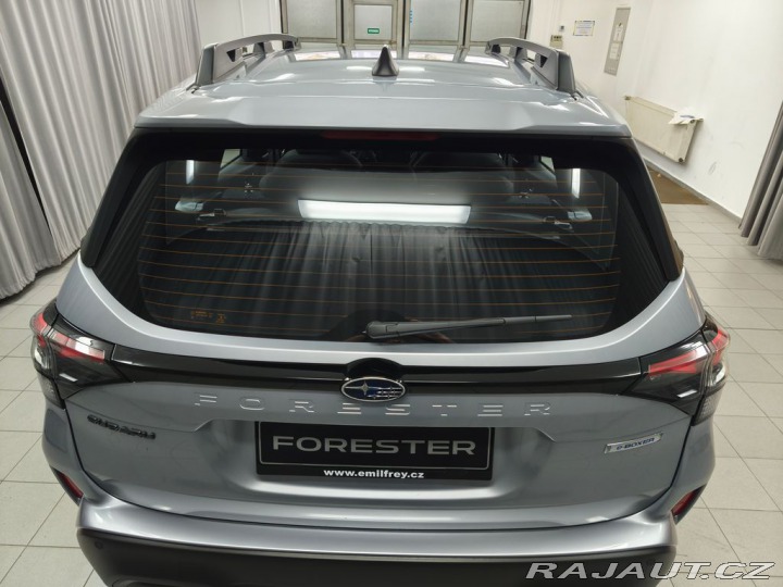 Subaru Forester Active 4X4 AWD, Skladem! 2026