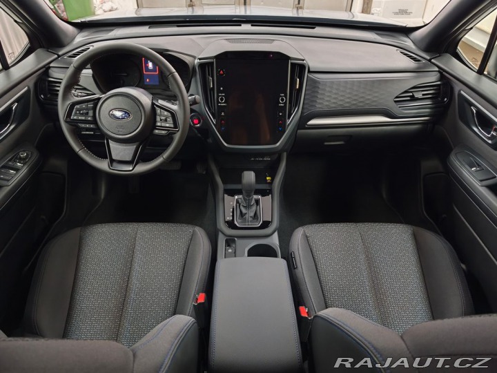 Subaru Forester Active 4X4 AWD, Skladem! 2026