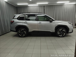 Subaru Forester Active 4X4 AWD, Skladem! 2026