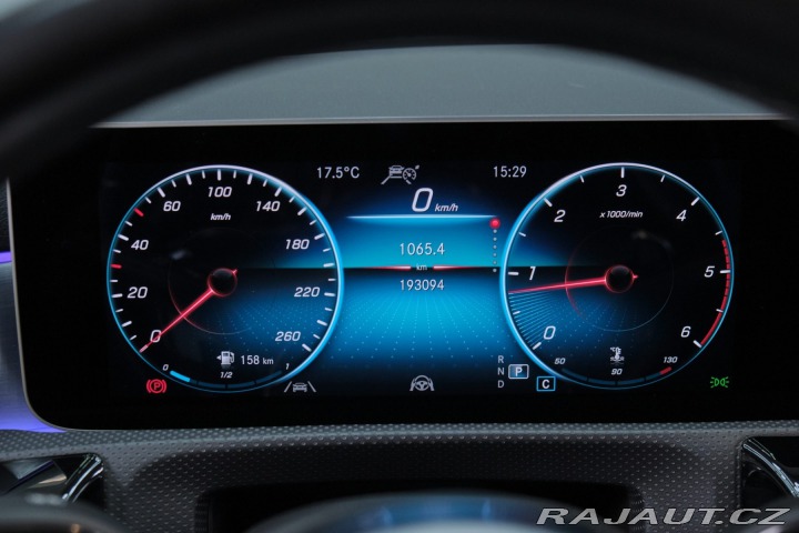 Ostatní značky Ostatní modely Mercedes-BenzCLA220d 2019