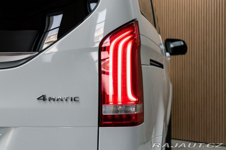 Mercedes-Benz V V 300d LONG*4MATIC*AMG*TA 2022