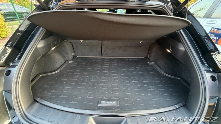 Lexus Ostatní modely UX 250h 300H 2,0 HEV F SPORT DESI 2023