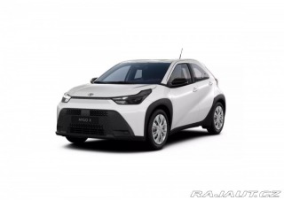 Toyota Aygo Active 1.5 Hybrid (116 k) 1800