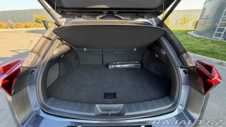 Lexus Ostatní modely UX 300h 300H 2,0 HEV PRESTIGE 4X4 2024