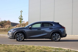 Lexus Ostatní modely UX 300h 300H 2,0 HEV PRESTIGE 4X4 2024