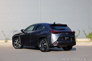 Lexus Ostatní modely UX 300h 300H 2,0 HEV PRESTIGE 4X4 2024