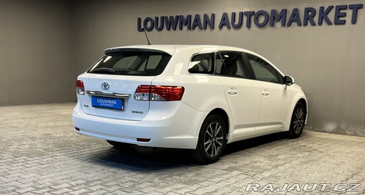 Toyota Avensis 2.0 D-4D LUNA 2012