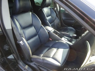 Volvo V70 2.5T 220kW R AWD AUTOMAT 2005