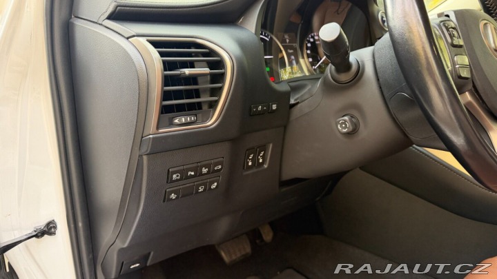 Lexus Ostatní modely NX 300h 300H 2,5 HEV PREMIUM (LUX 2015
