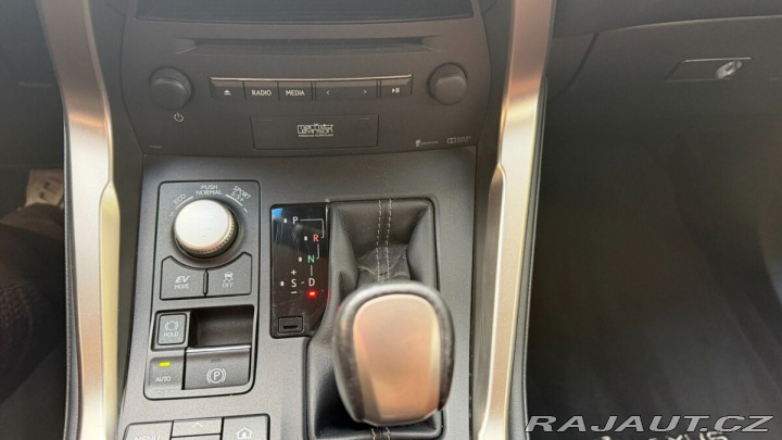 Lexus Ostatní modely NX 300h 300H 2,5 HEV PREMIUM (LUX 2015