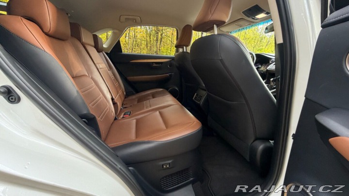 Lexus Ostatní modely NX 300h 300H 2,5 HEV PREMIUM (LUX 2015