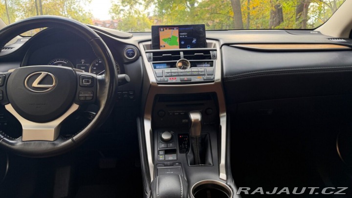 Lexus Ostatní modely NX 300h 300H 2,5 HEV PREMIUM (LUX 2015